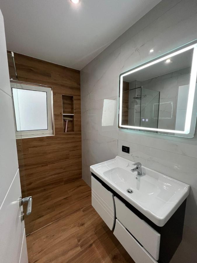 Hotel Vila Herta Dıraç Dış mekan fotoğraf