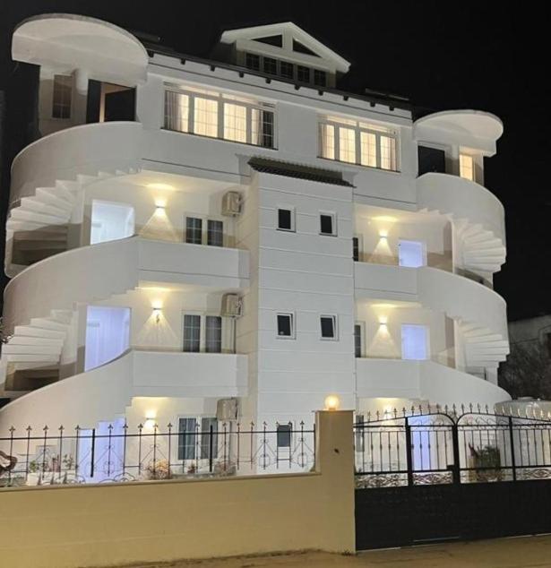 Hotel Vila Herta Dıraç Dış mekan fotoğraf